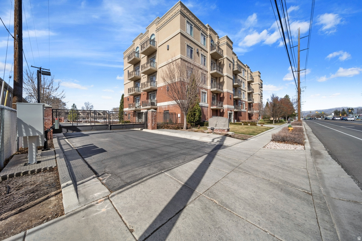 MILLCREEK TERRACE - Residential