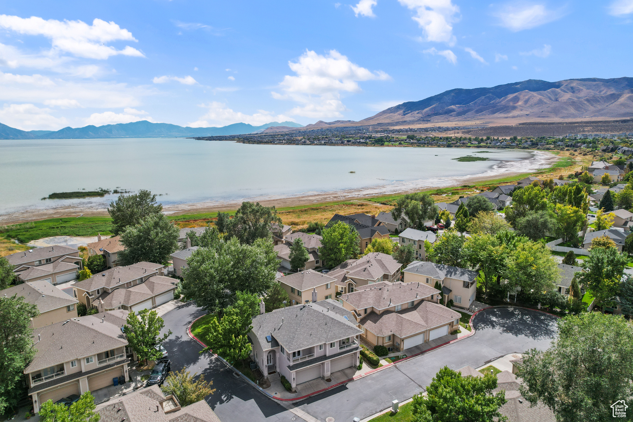 MARINA VILLAGE - Residential Income