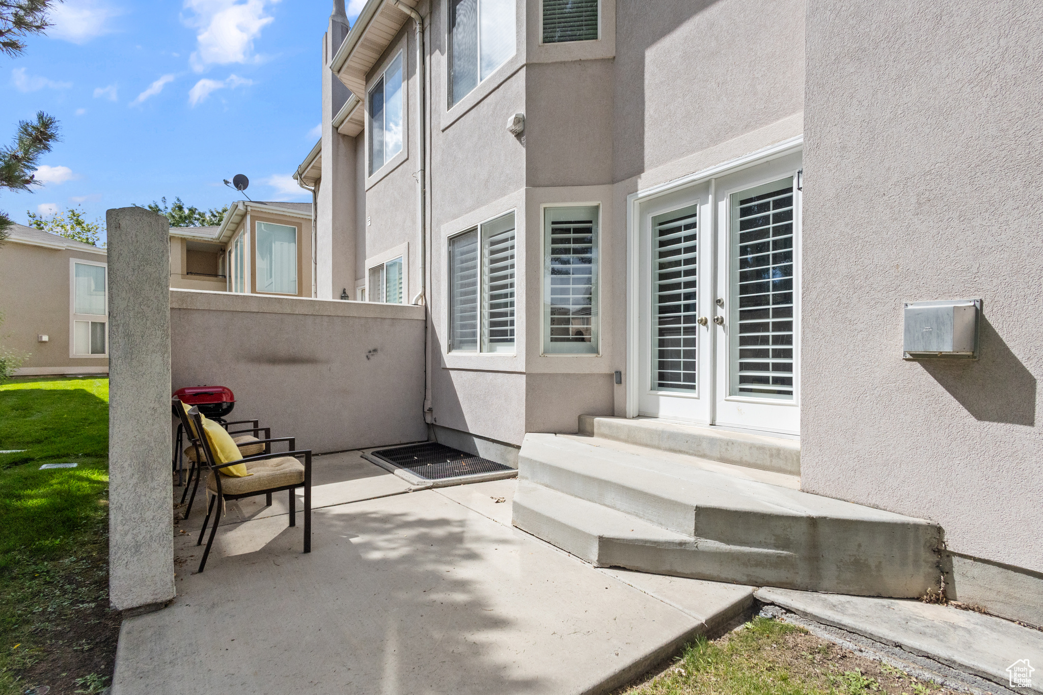 MARINA VILLAGE - Residential Income