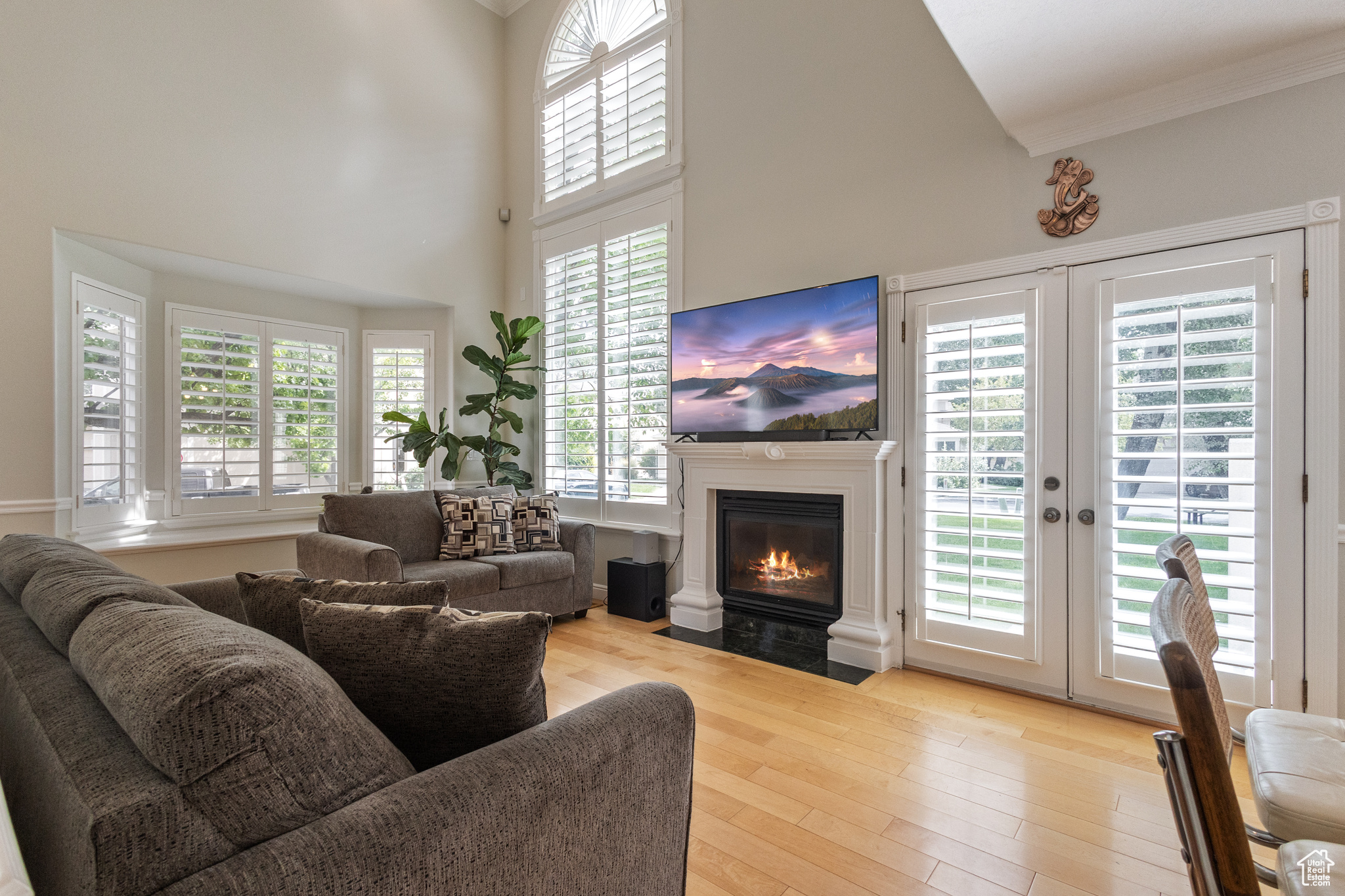 MARINA VILLAGE - Residential Income