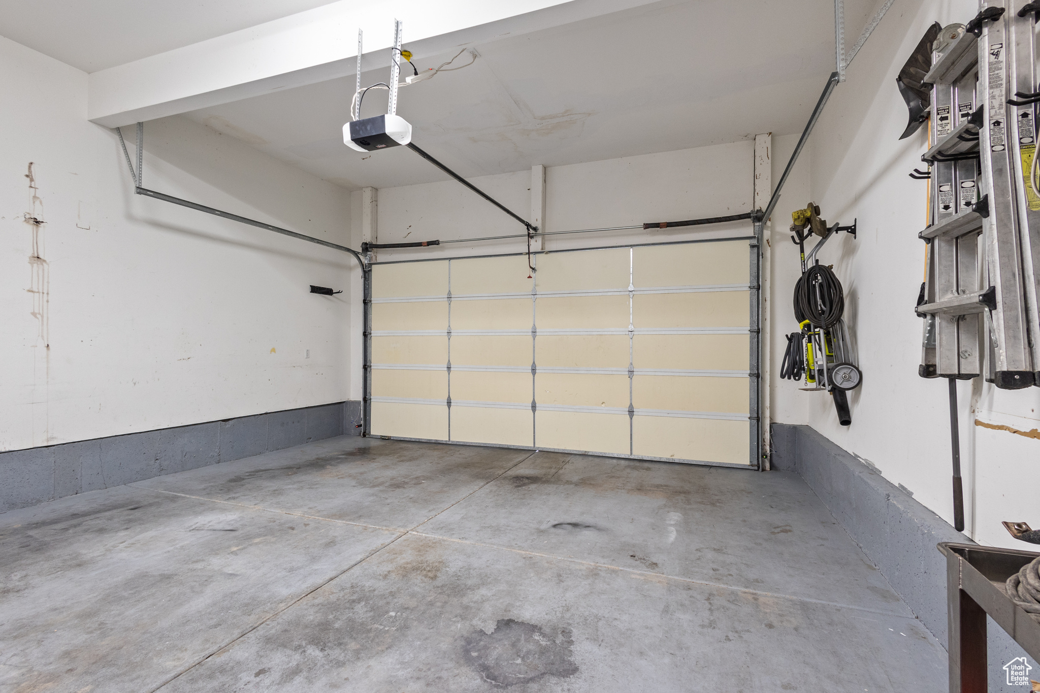 MARINA VILLAGE - Residential Income