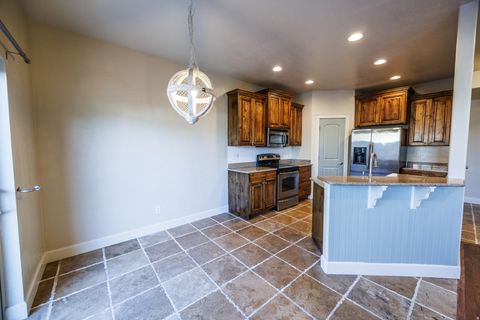 Tiny photo for 1238 N BAYCREST DR E, Saratoga Springs, UT 84045 (MLS # 2158988)
