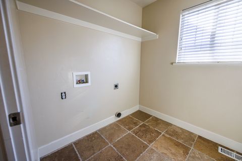 Tiny photo for 1238 N BAYCREST DR E, Saratoga Springs, UT 84045 (MLS # 2158988)