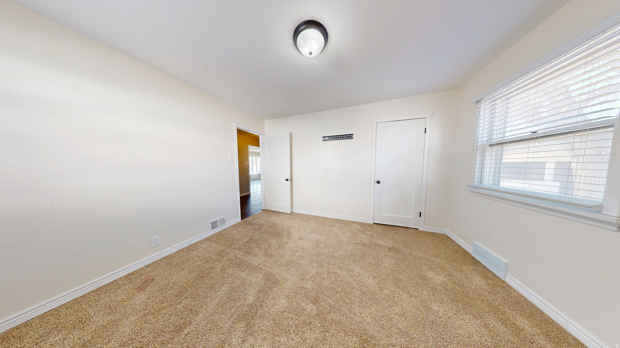 PARKDALE TWS; N 77 FT; W 150 FT; S 77 FT; E 150 FT - Residential