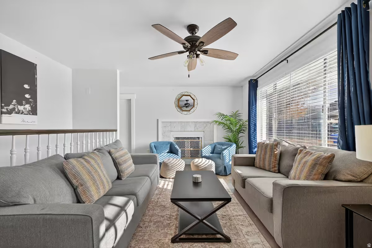 WESTLAKE - Residential