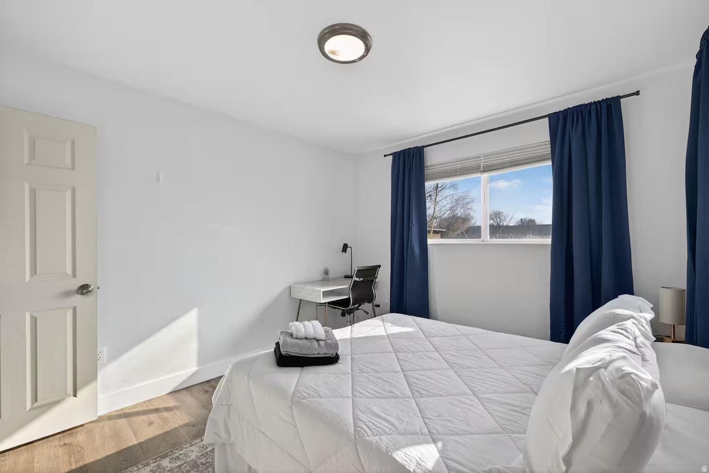 WESTLAKE - Residential