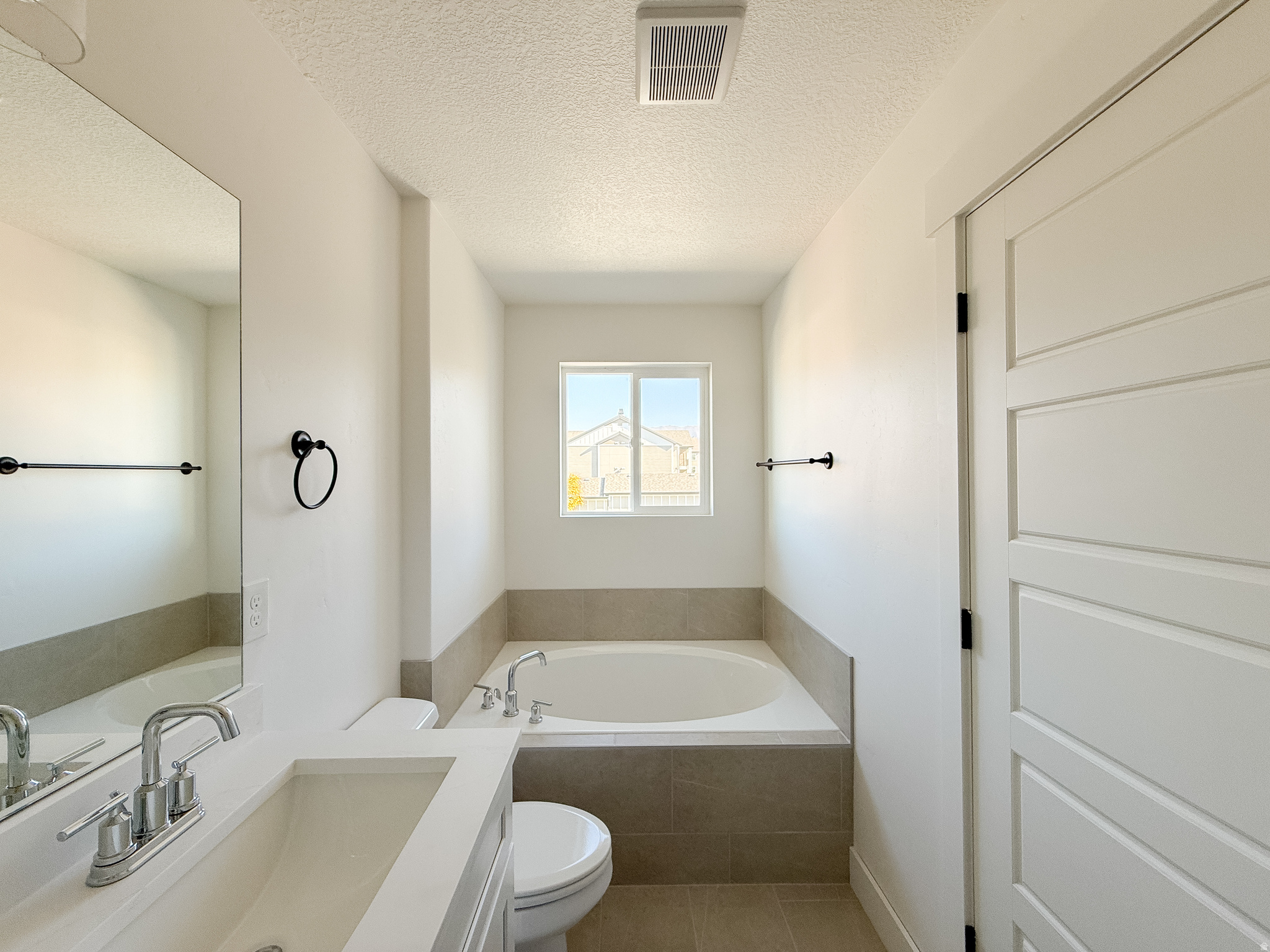 OVERLAKE ESTATES - Residential Income