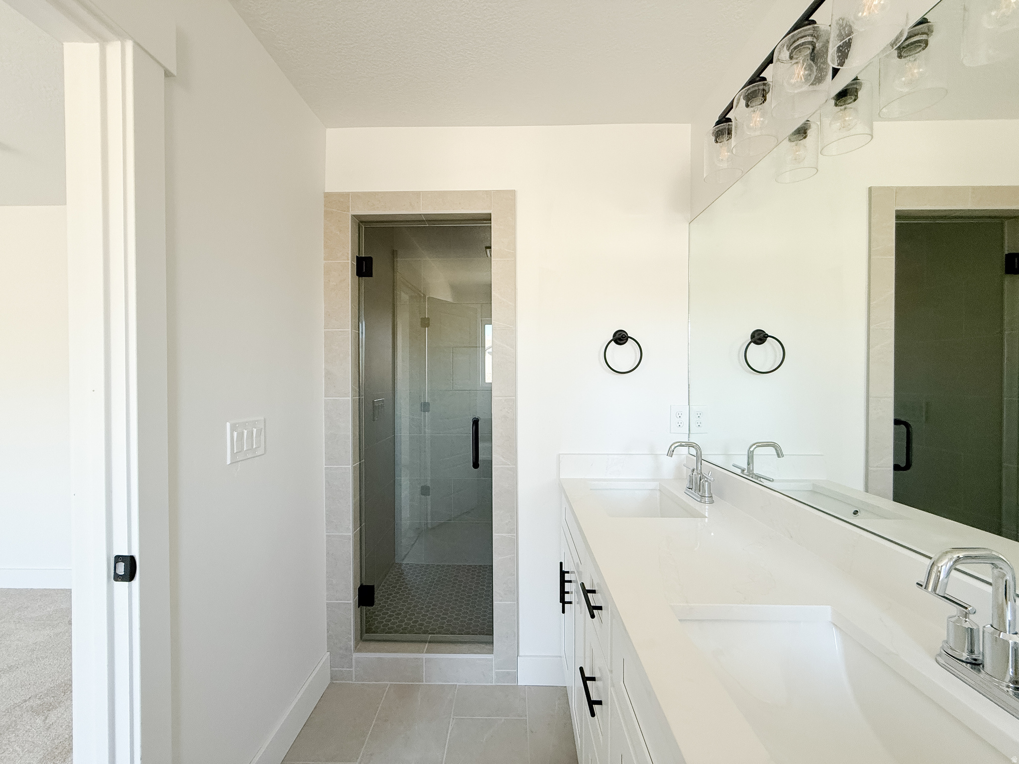 OVERLAKE ESTATES - Residential Income