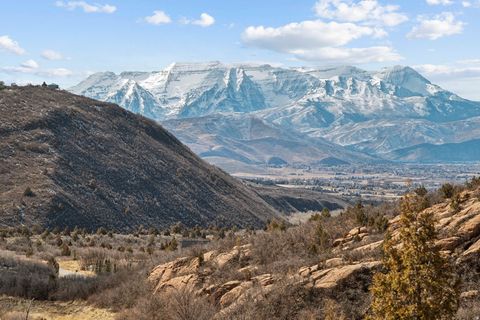 Photo of 8665 E LAKE RD, Heber City, UT 84032 (MLS # 2140073)