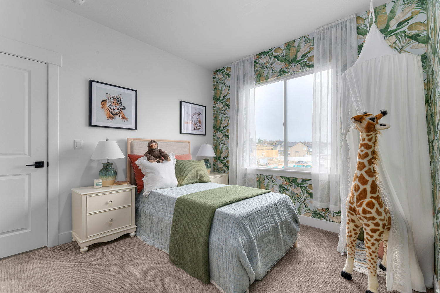 MOUNTAINSIDE ESTATES - Residential