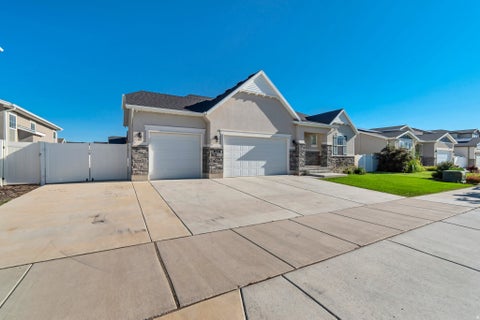 Tiny photo for 1403 E LOWE PEAK DR, Eagle Mountain, UT 84005 (MLS # 2181426)