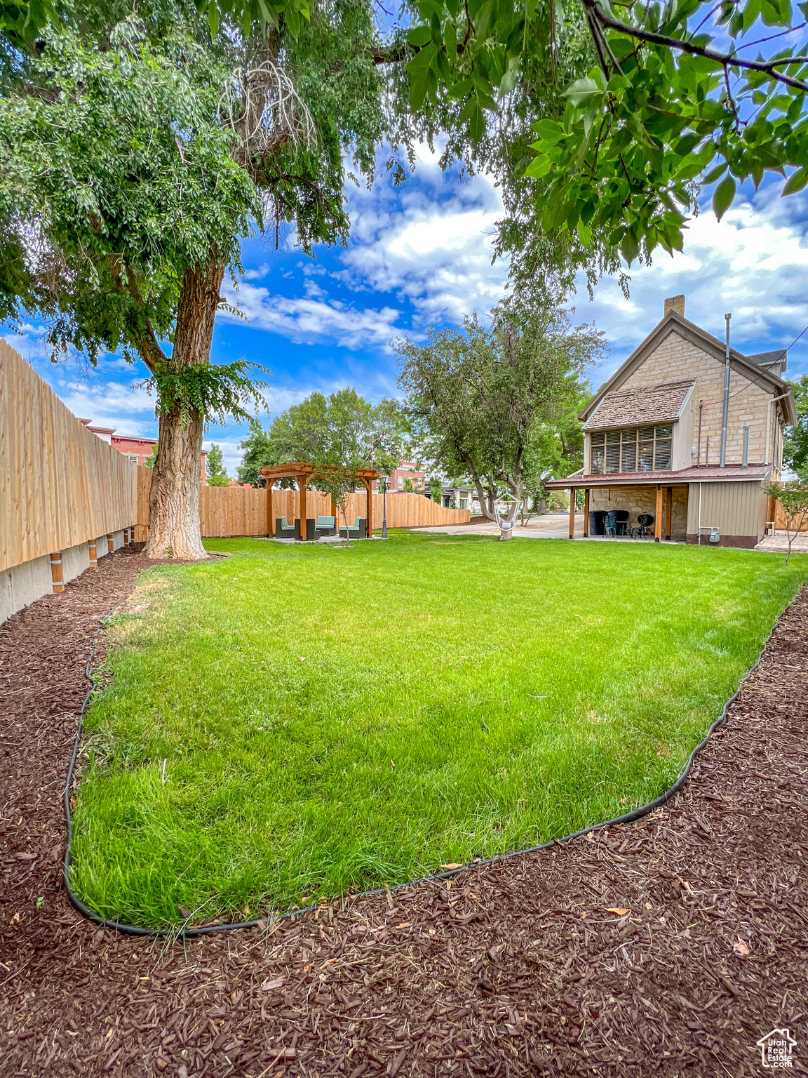 EPHRAIM - Residential