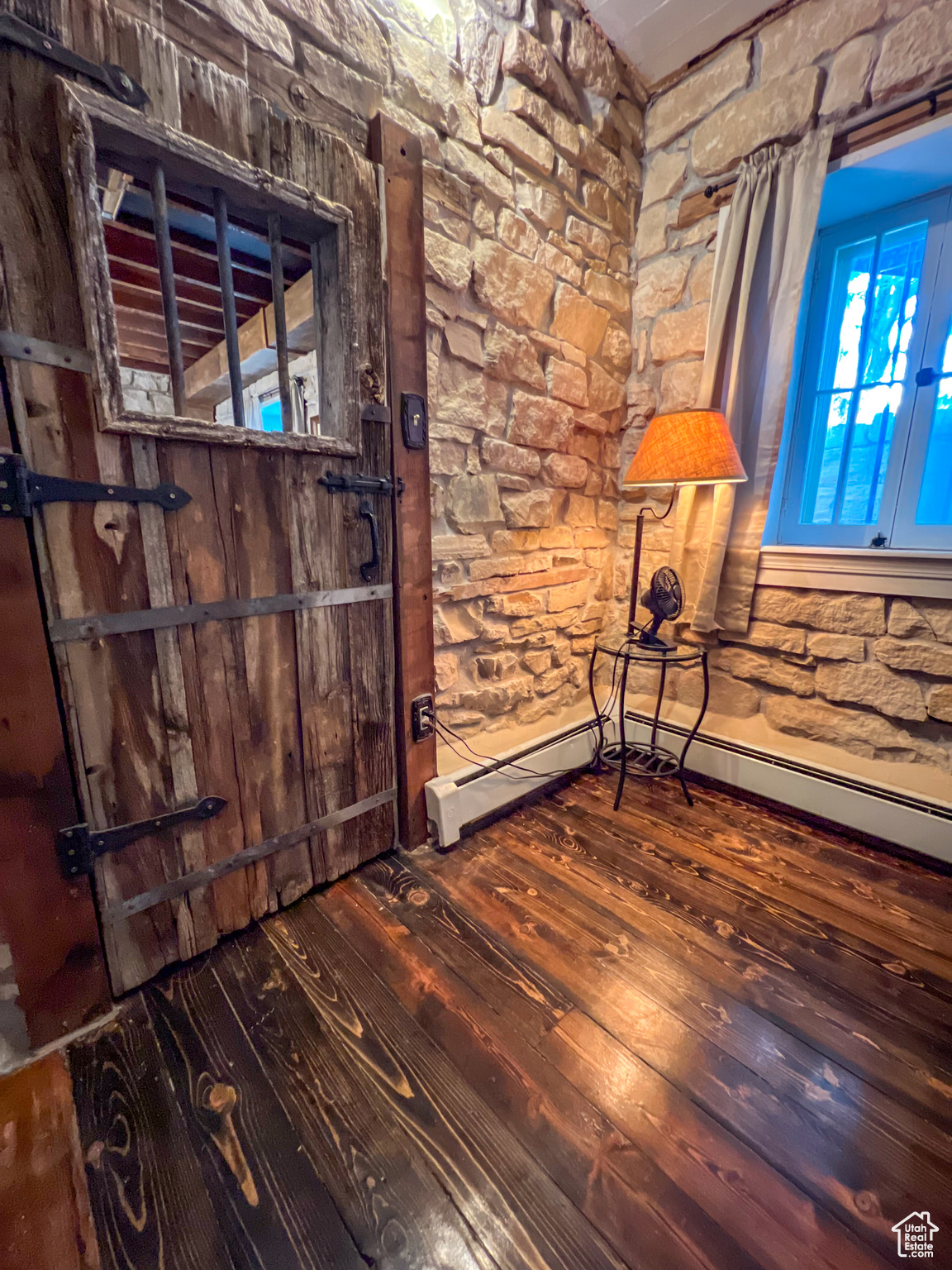 EPHRAIM - Residential