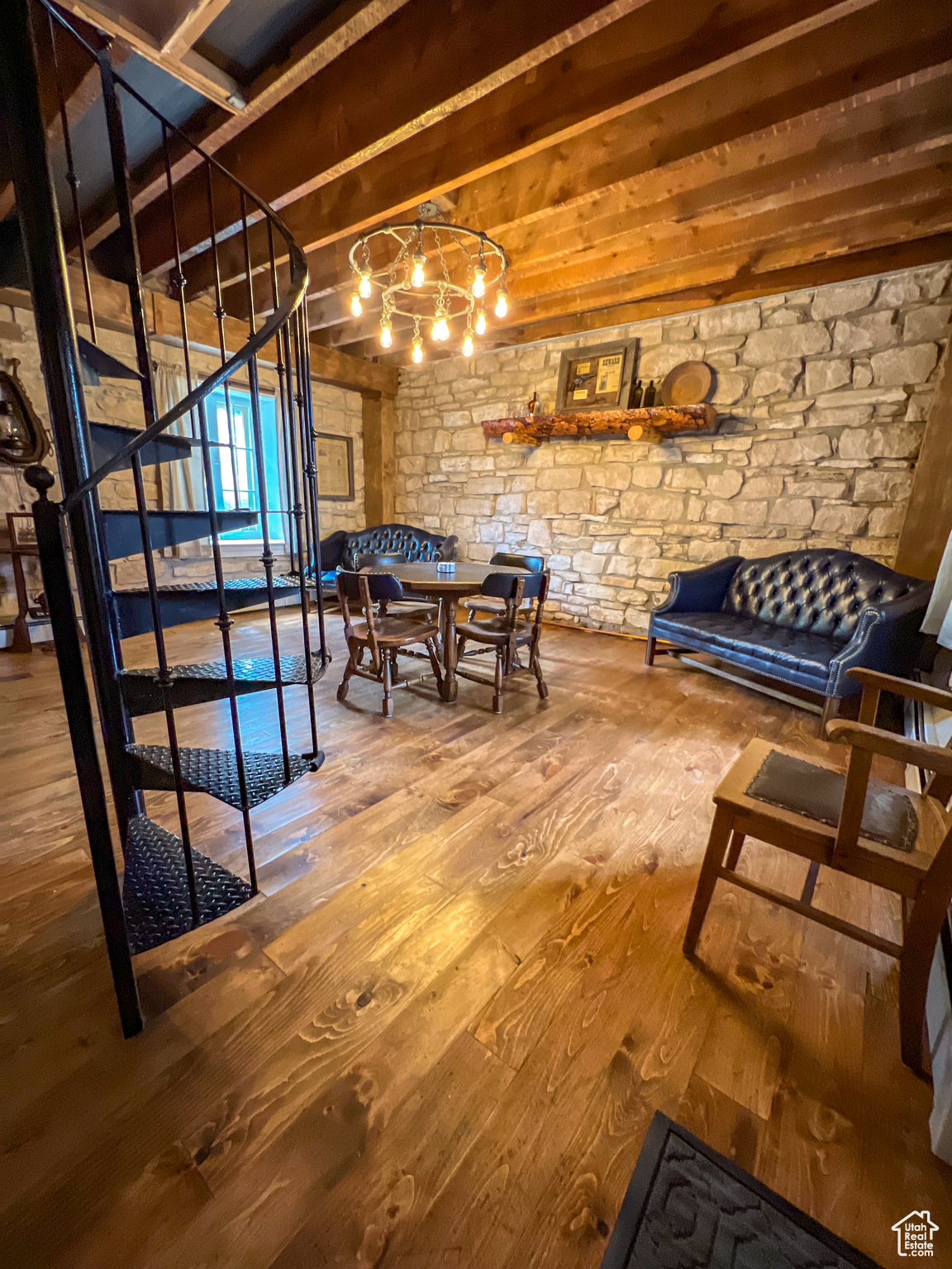 EPHRAIM - Residential