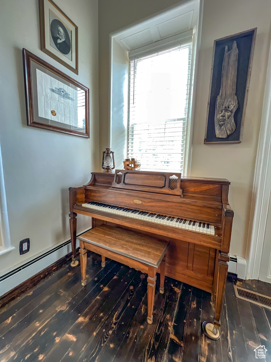 EPHRAIM - Residential