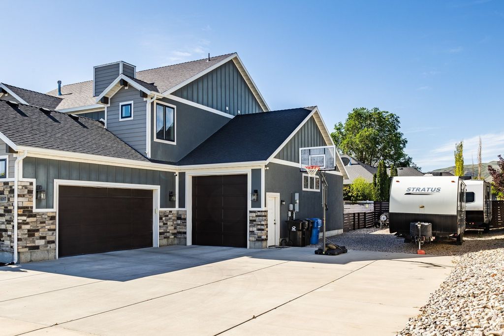 Photo of 6267 W FREEDOM HILL WAY, Herriman, UT 84096 (MLS # 2162078)