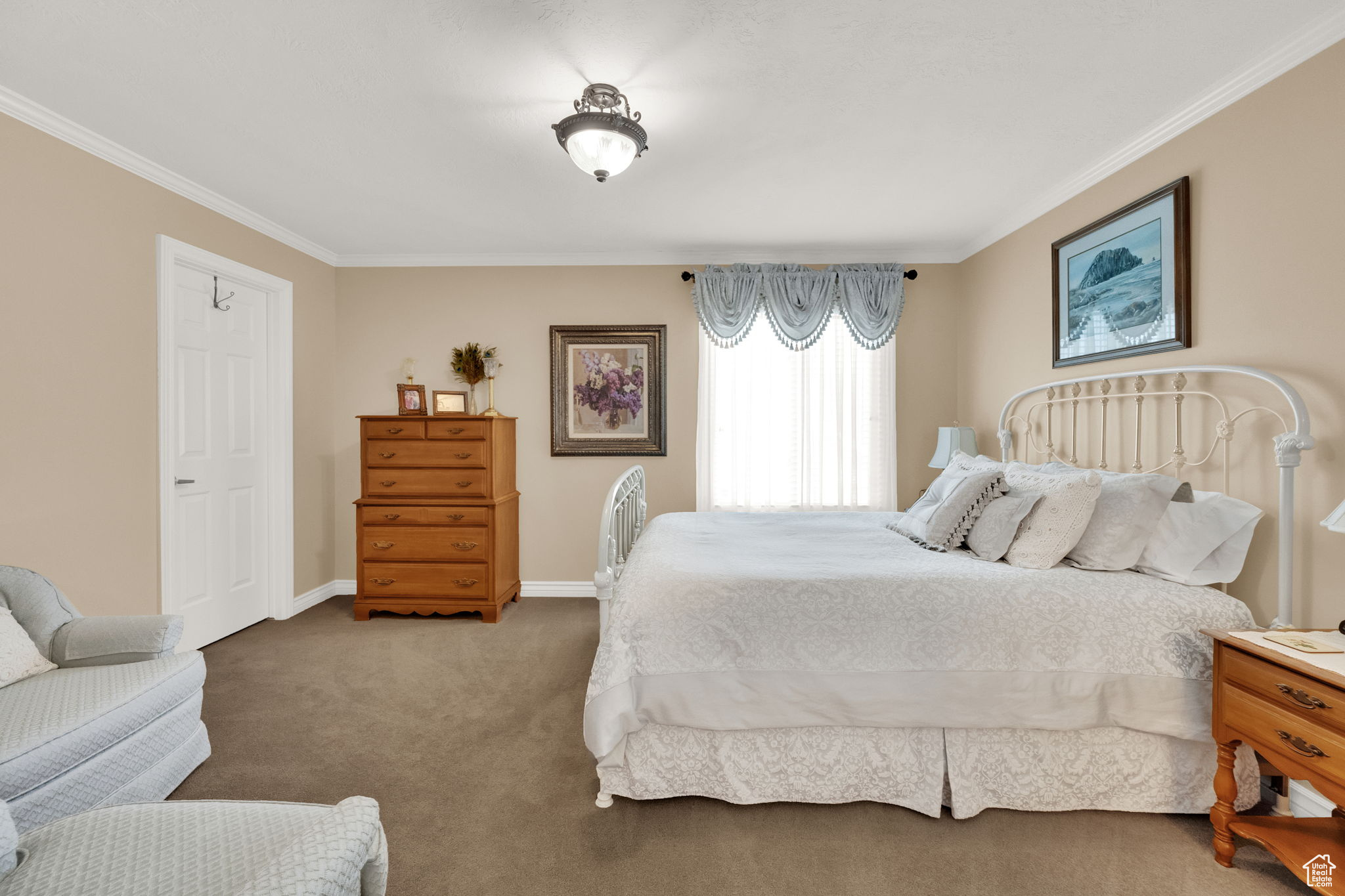 THE DOWNS - Residential