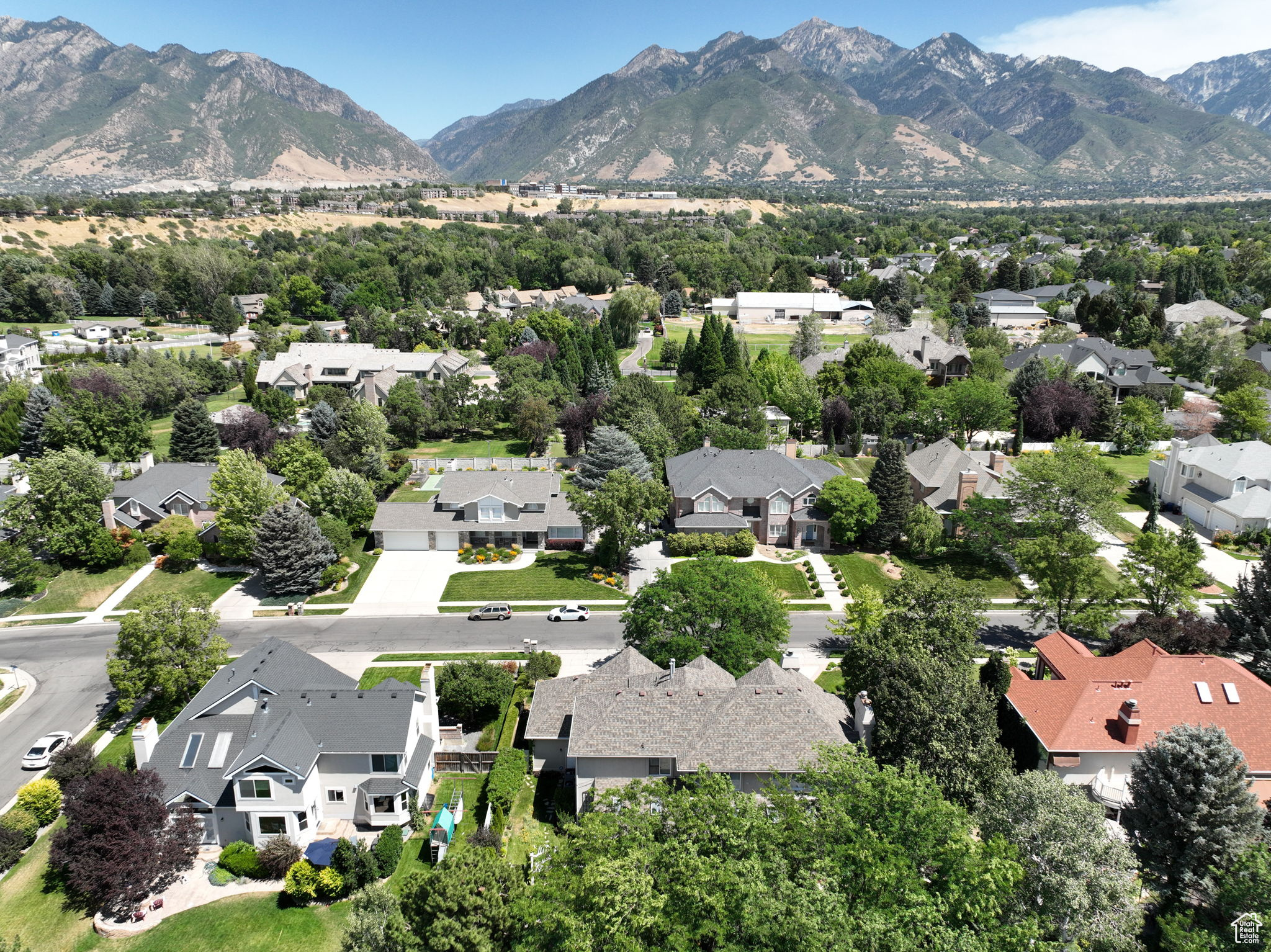 THE DOWNS - Residential