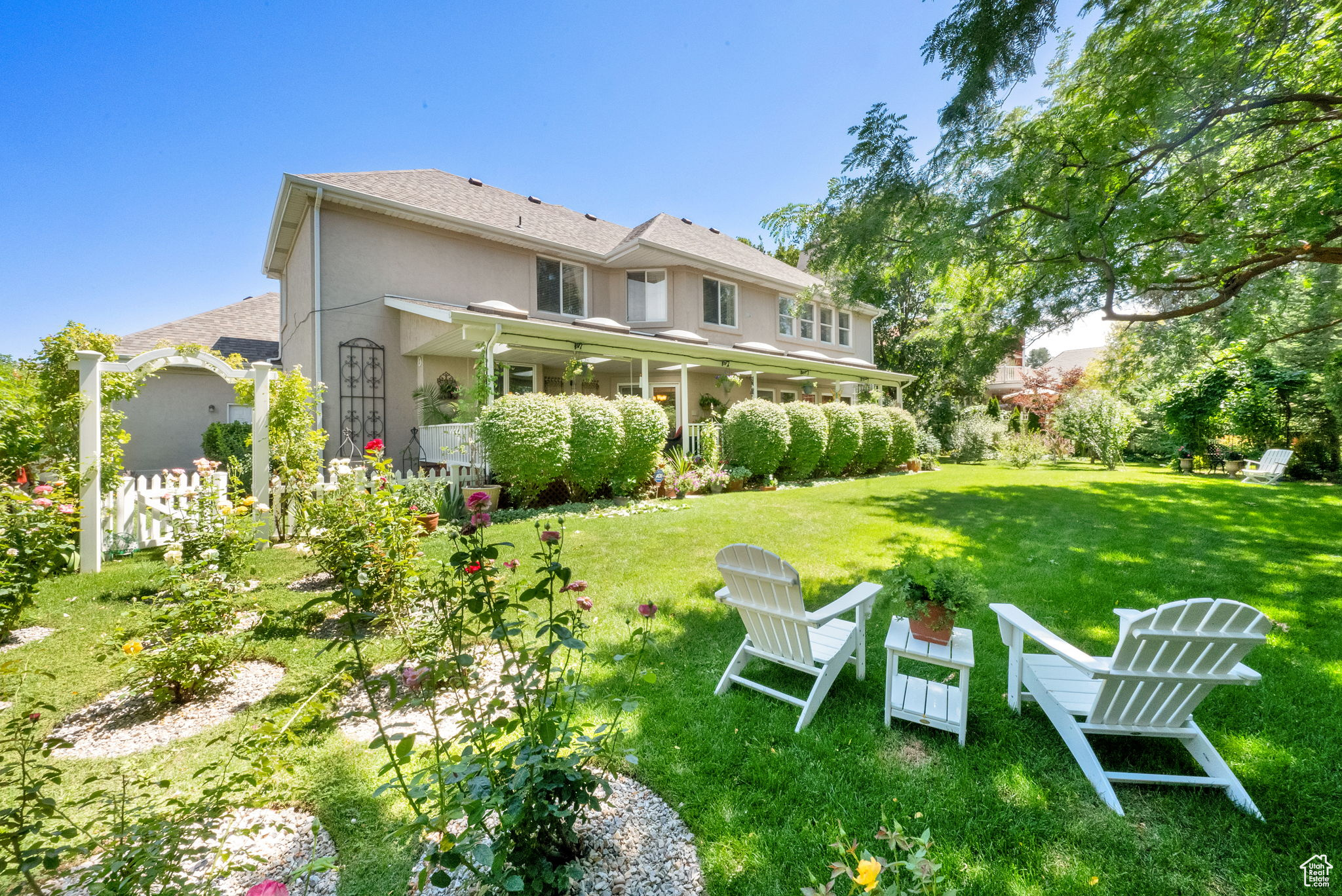 THE DOWNS - Residential