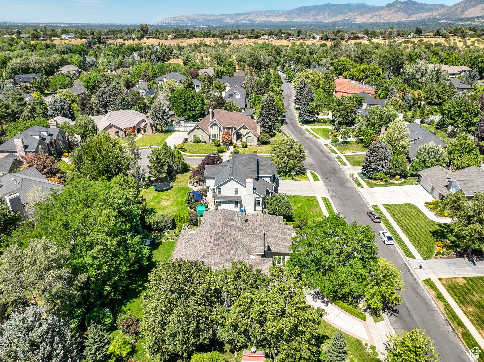 THE DOWNS - Residential