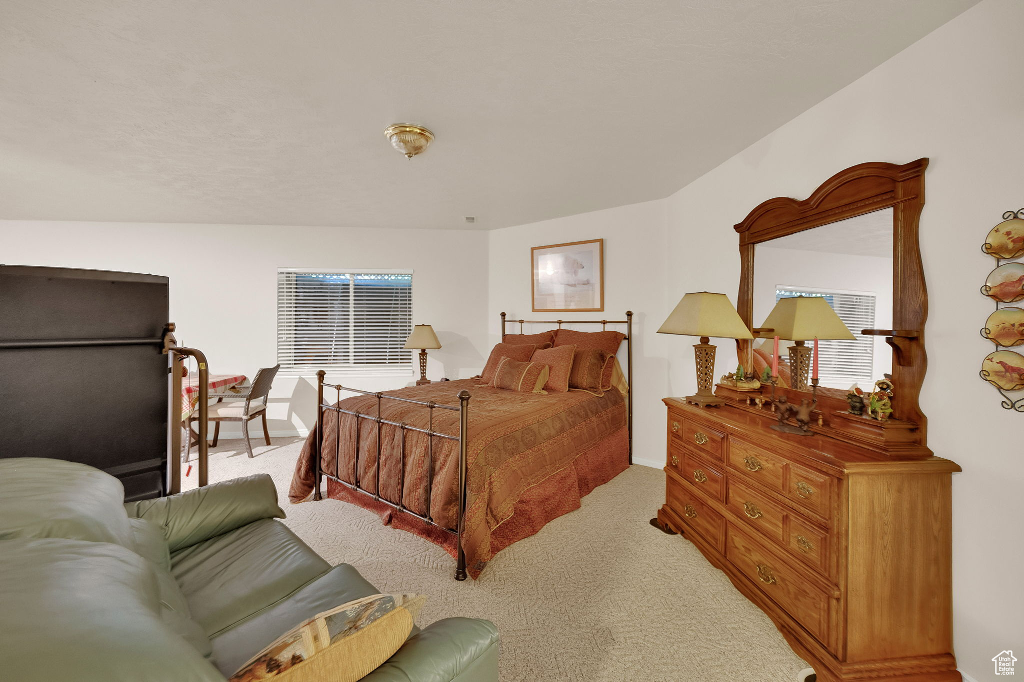 THE DOWNS - Residential