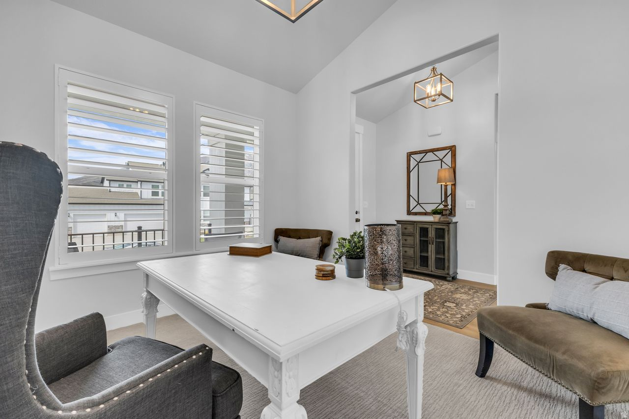 HIDDEN CANYON ESTATED - Residential