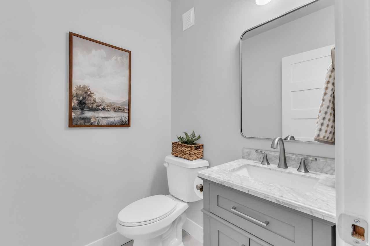 HIDDEN CANYON ESTATED - Residential