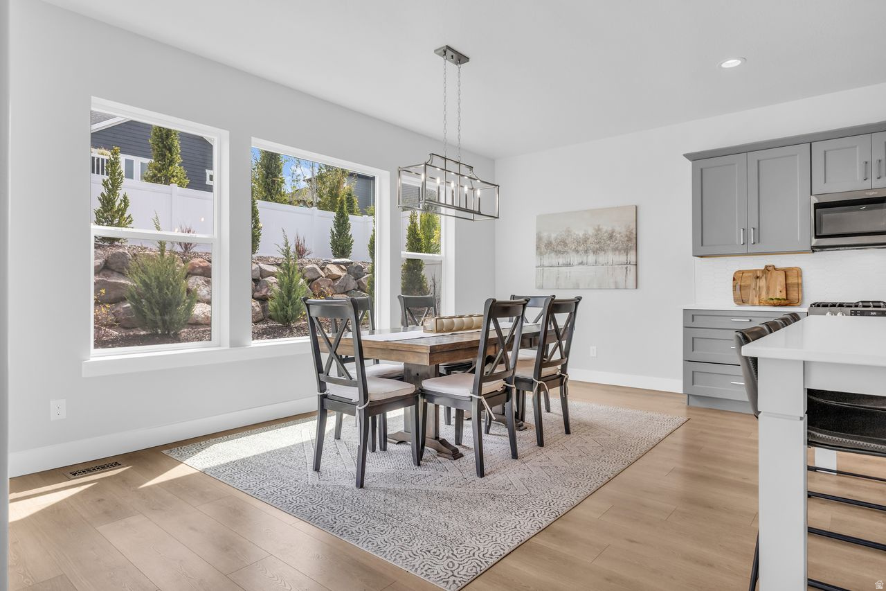 HIDDEN CANYON ESTATED - Residential
