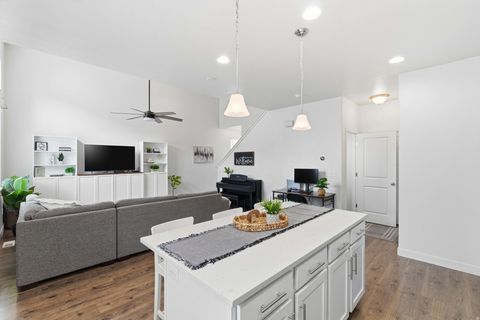 Tiny photo for 7073 N MOUNTAIN FIELD DR, Eagle Mountain, UT 84005 (MLS # 2136981)