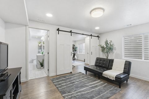 Tiny photo for 7073 N MOUNTAIN FIELD DR, Eagle Mountain, UT 84005 (MLS # 2136981)