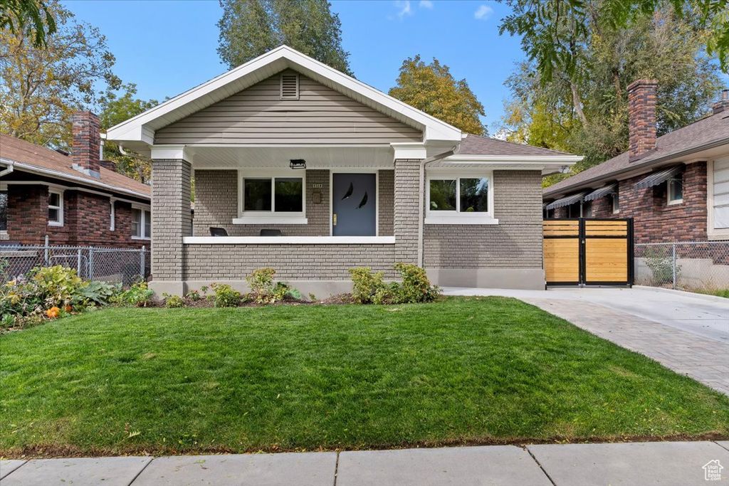 Photo of 855 E BELMONT AVE S, Salt Lake City, UT 84105 (MLS # 2119194)