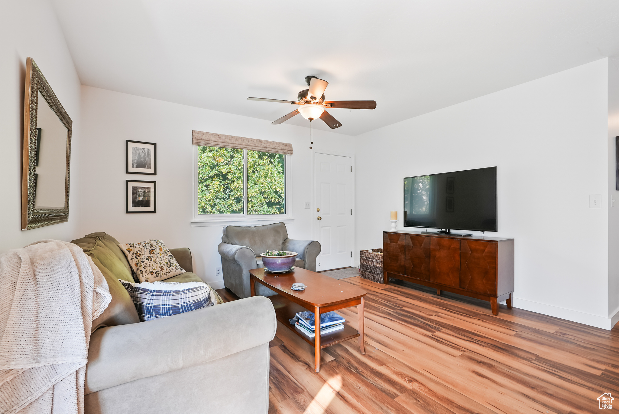 FALCON RIDGE - Residential