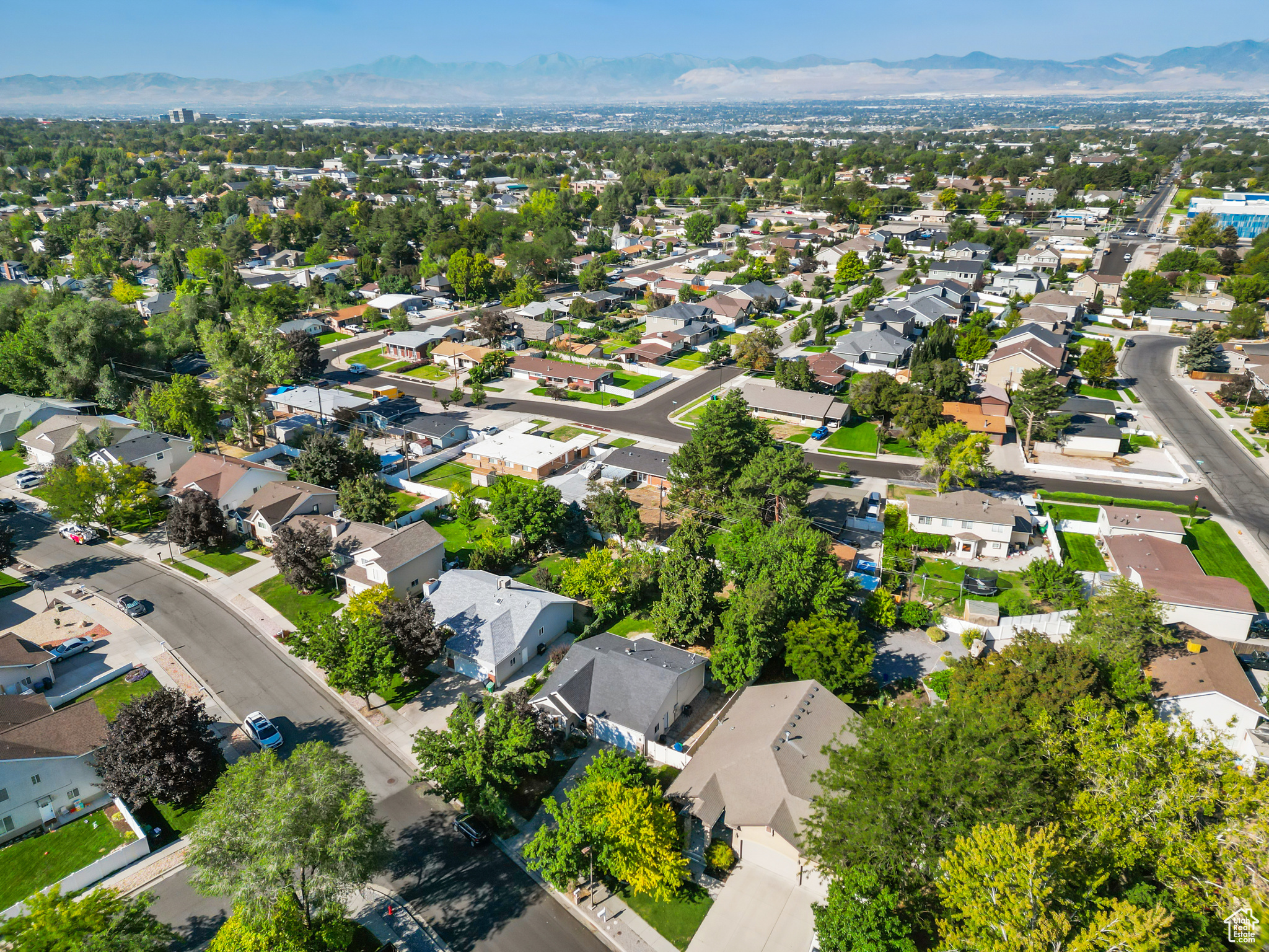 FALCON RIDGE - Residential