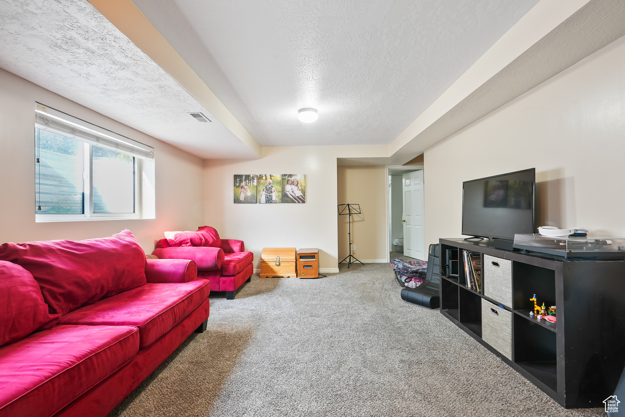 FALCON RIDGE - Residential