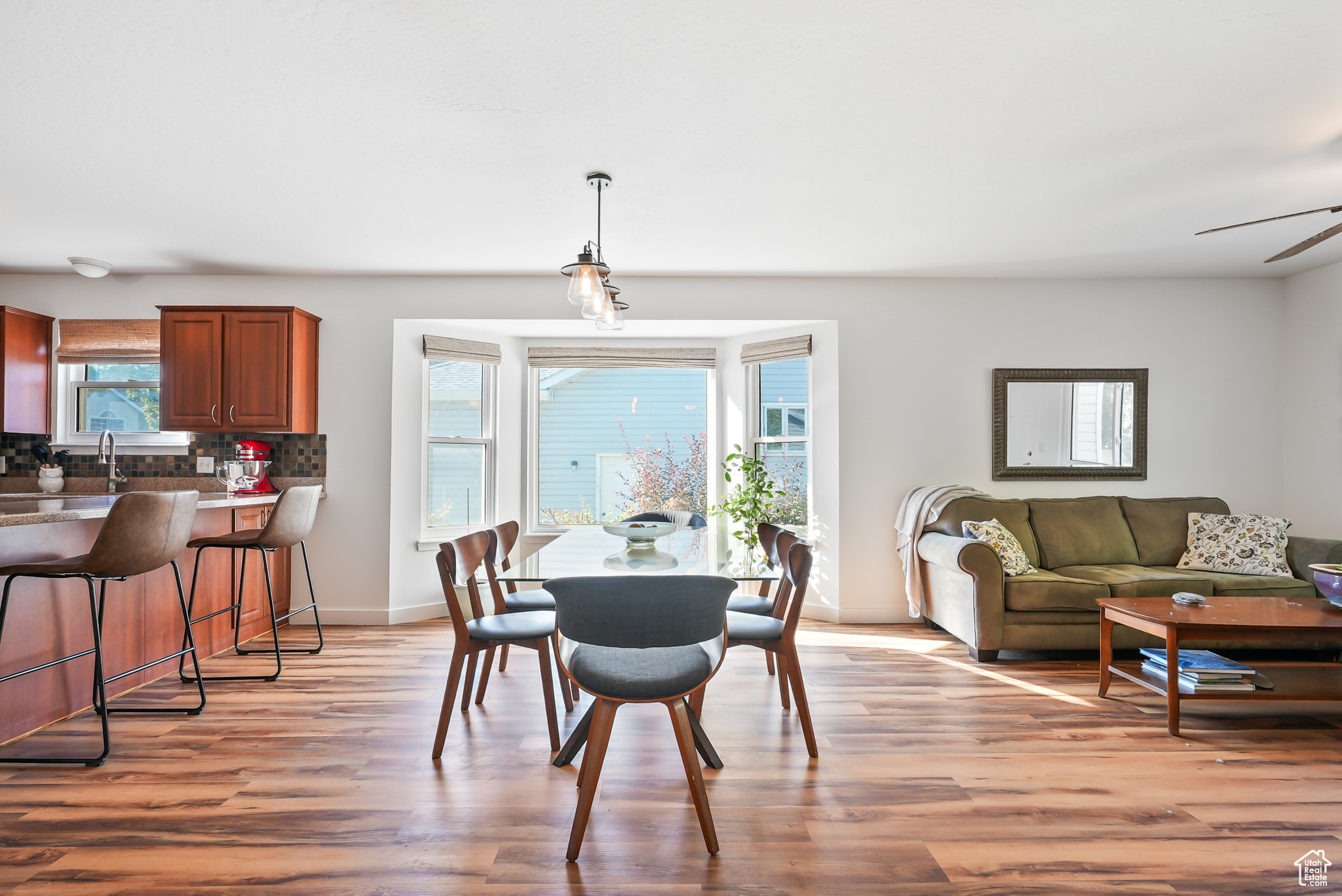 FALCON RIDGE - Residential