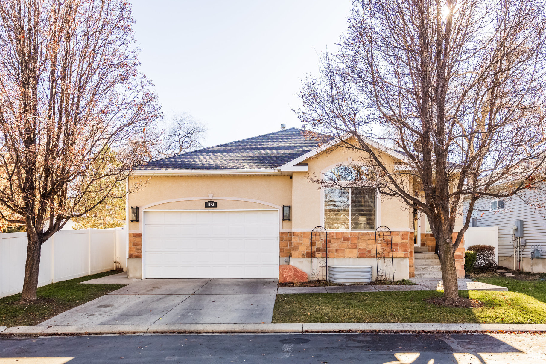 1133 W Autumn Leaf Ln, Taylorsville, Utah image 1