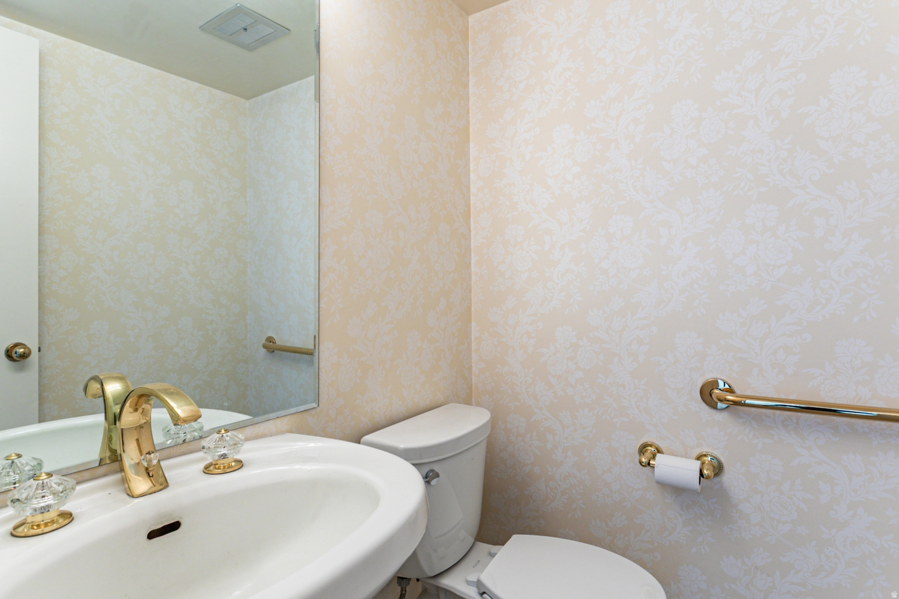 VILLAGE 3 - Residential