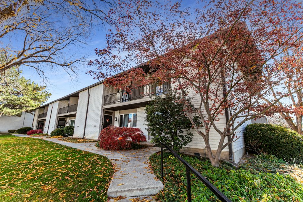 Photo of 1506 E VILLAGE RD, Salt Lake City, UT 84121 (MLS # 2123051)