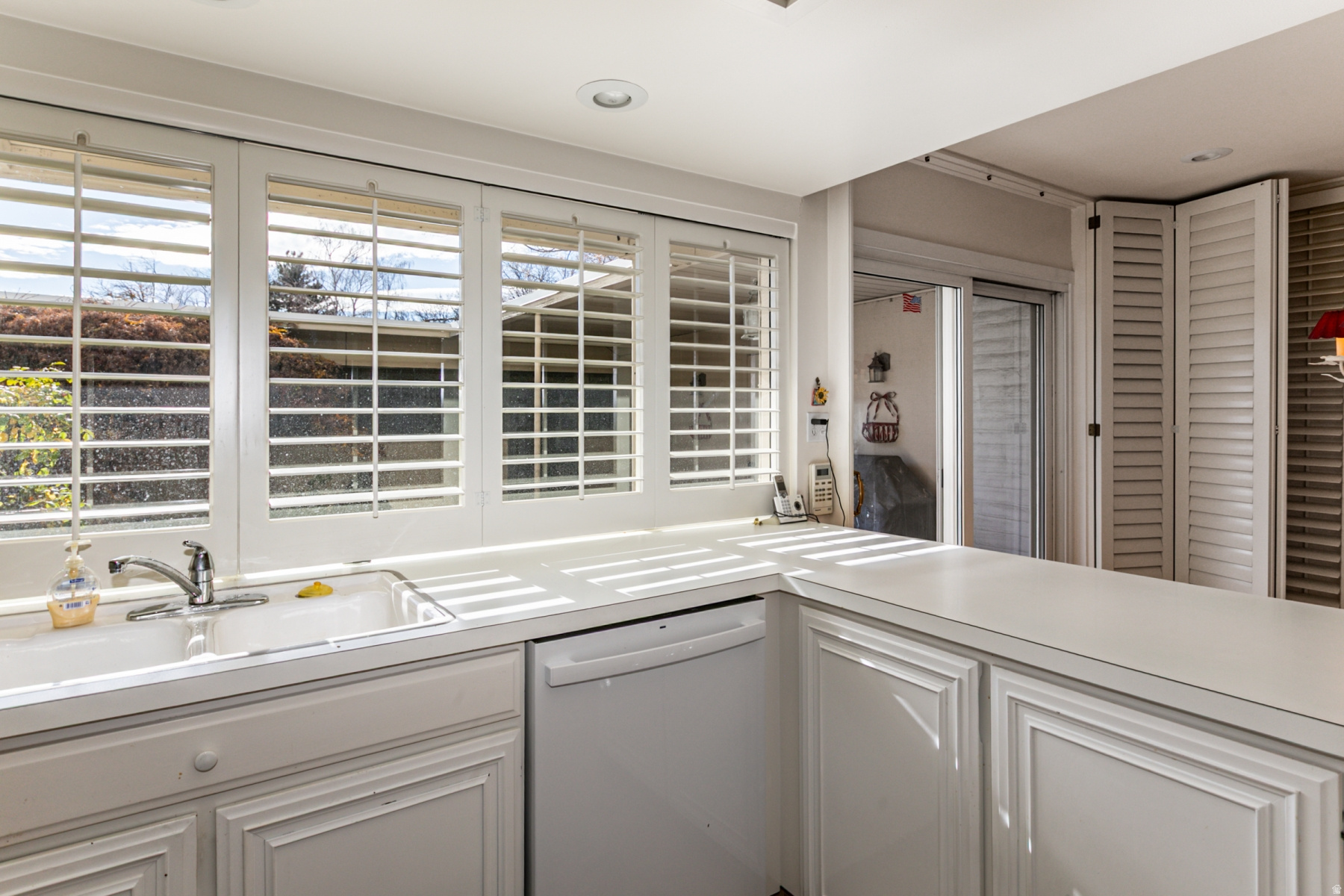 VILLAGE 3 - Residential