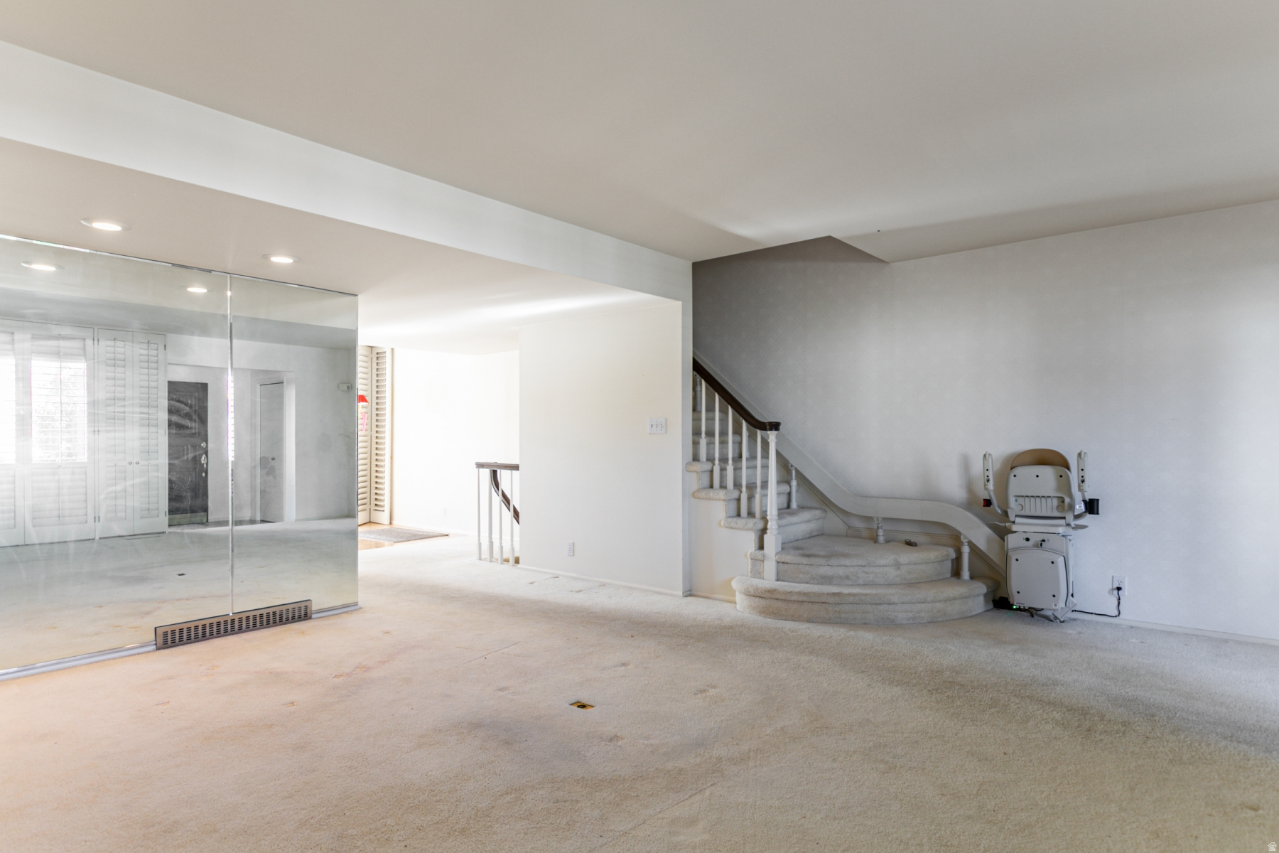 VILLAGE 3 - Residential