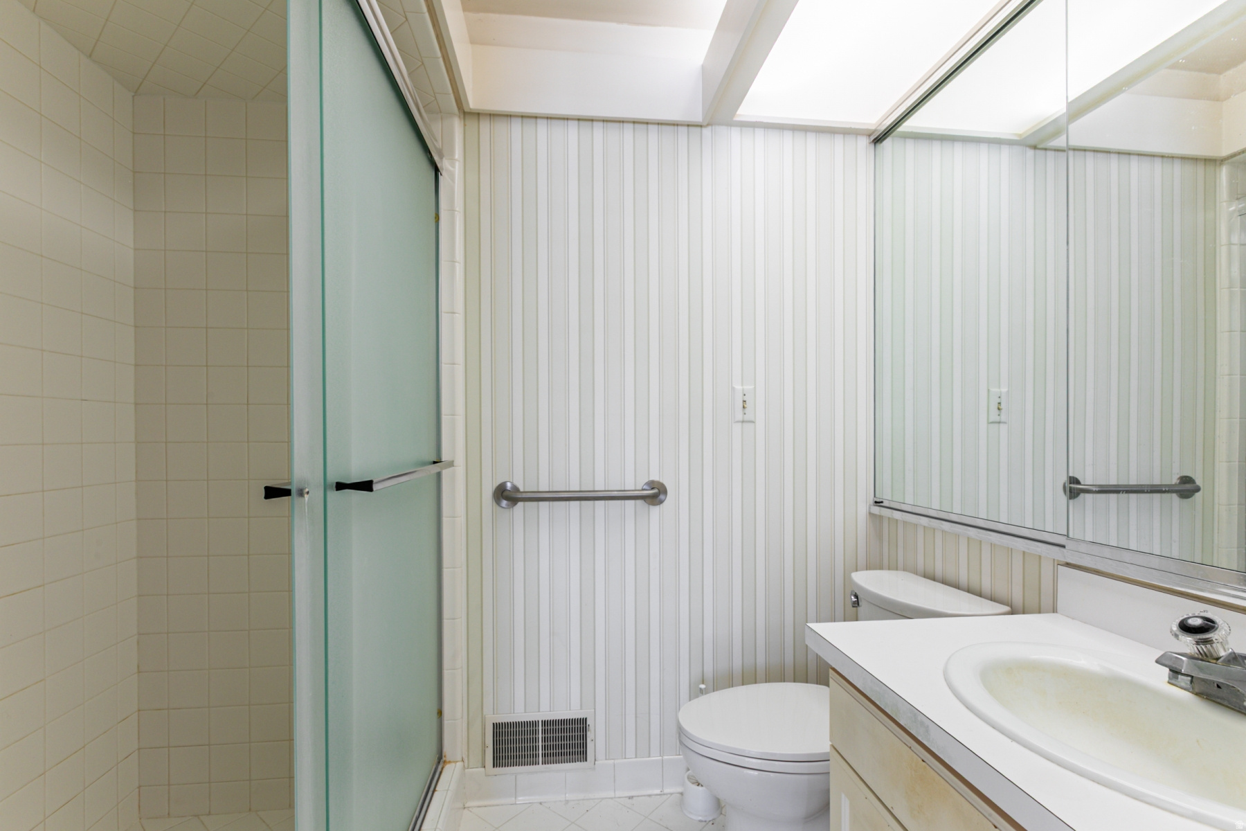 VILLAGE 3 - Residential