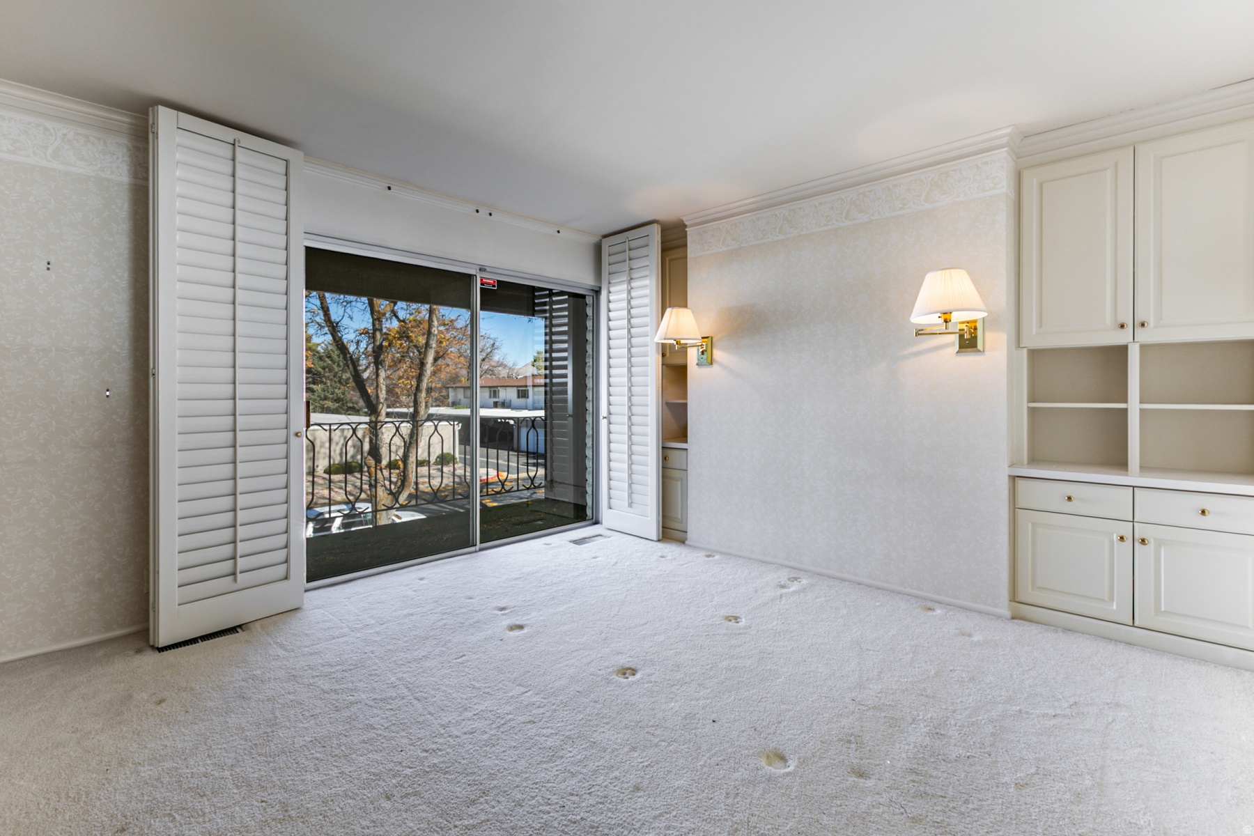 VILLAGE 3 - Residential