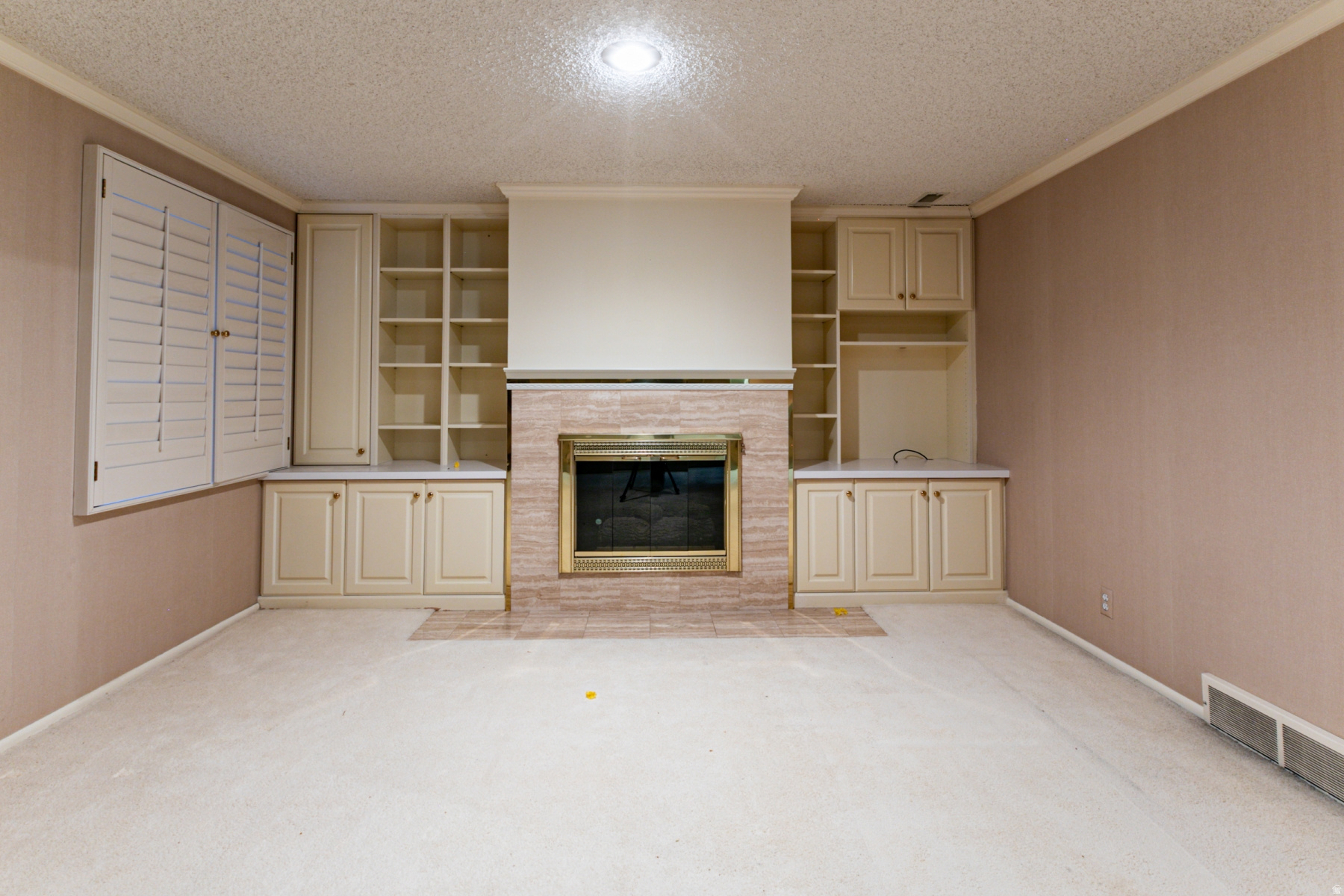 VILLAGE 3 - Residential