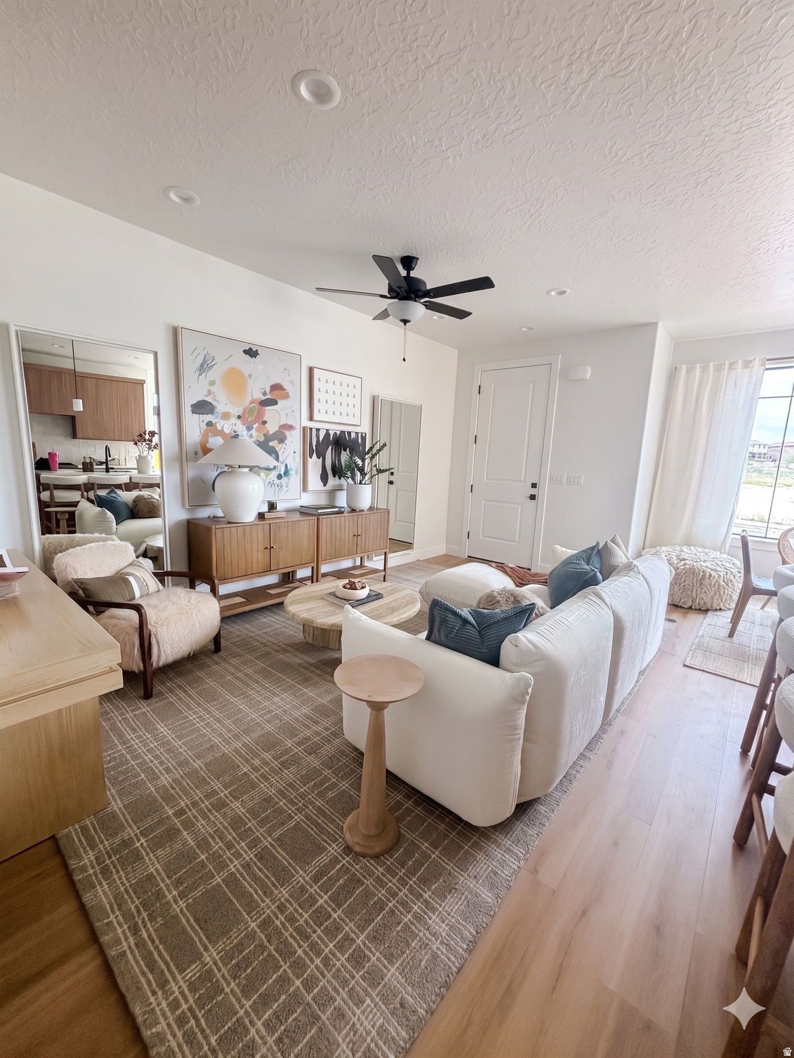 VISTAS AT THE POINT - Residential