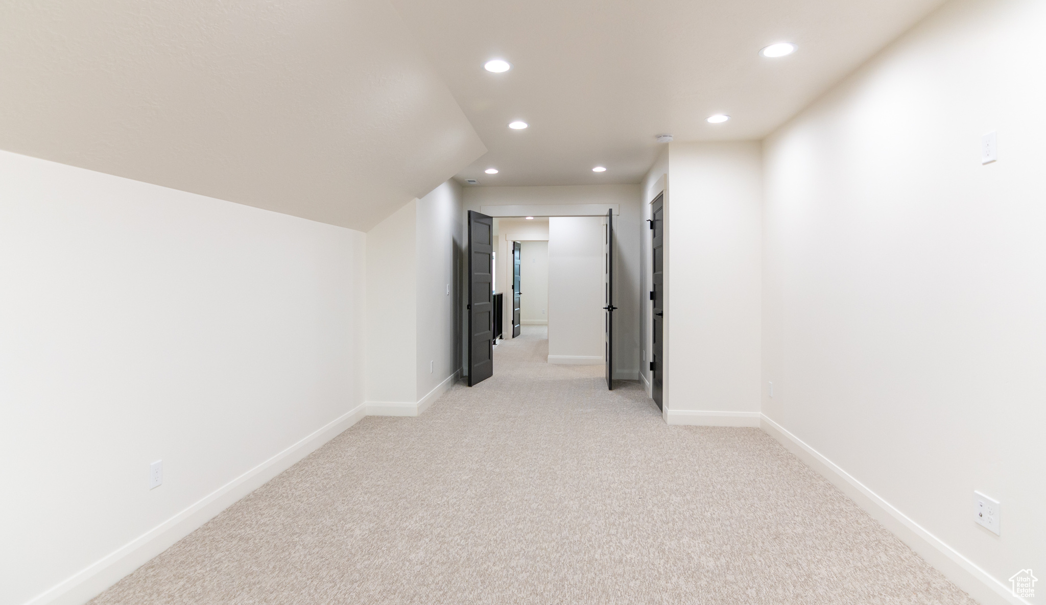 HUNTINGTON FARMS - Residential