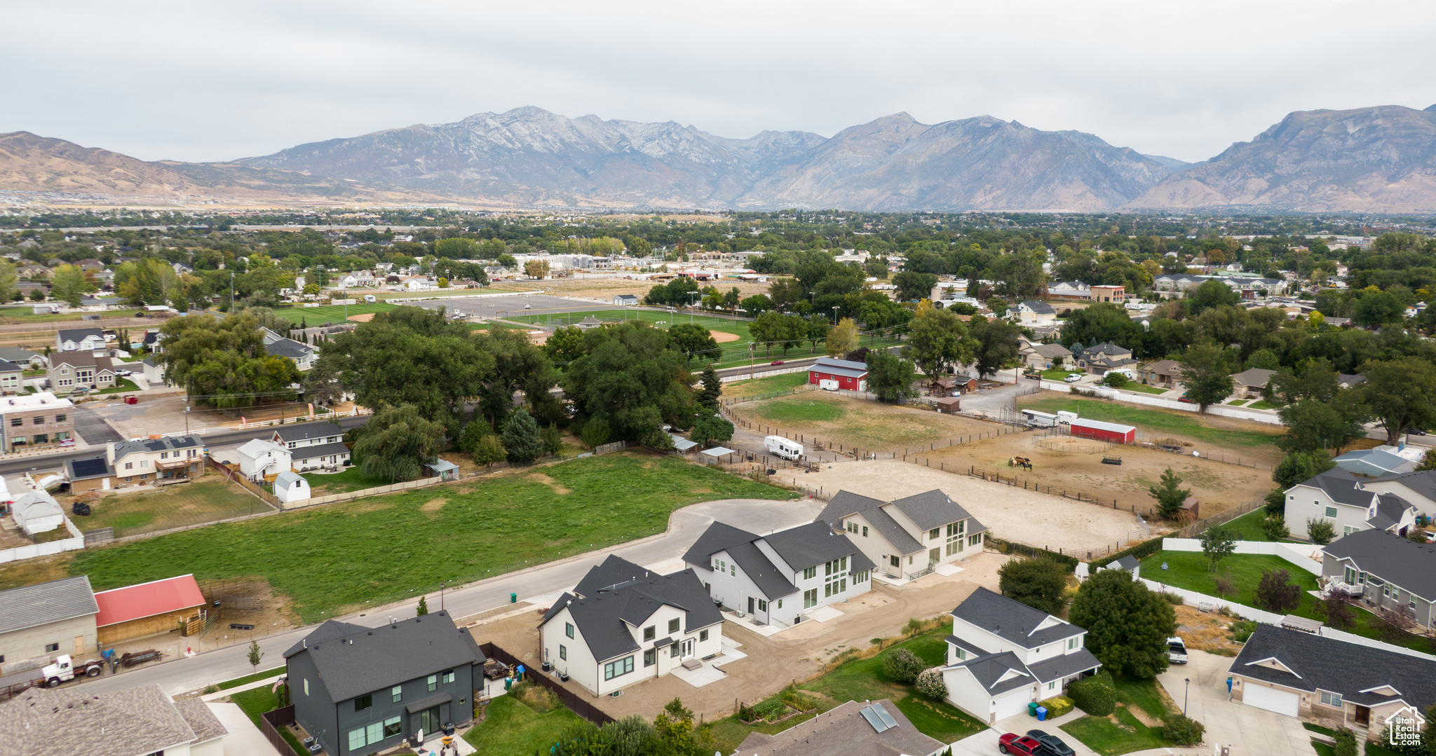 HUNTINGTON FARMS - Residential