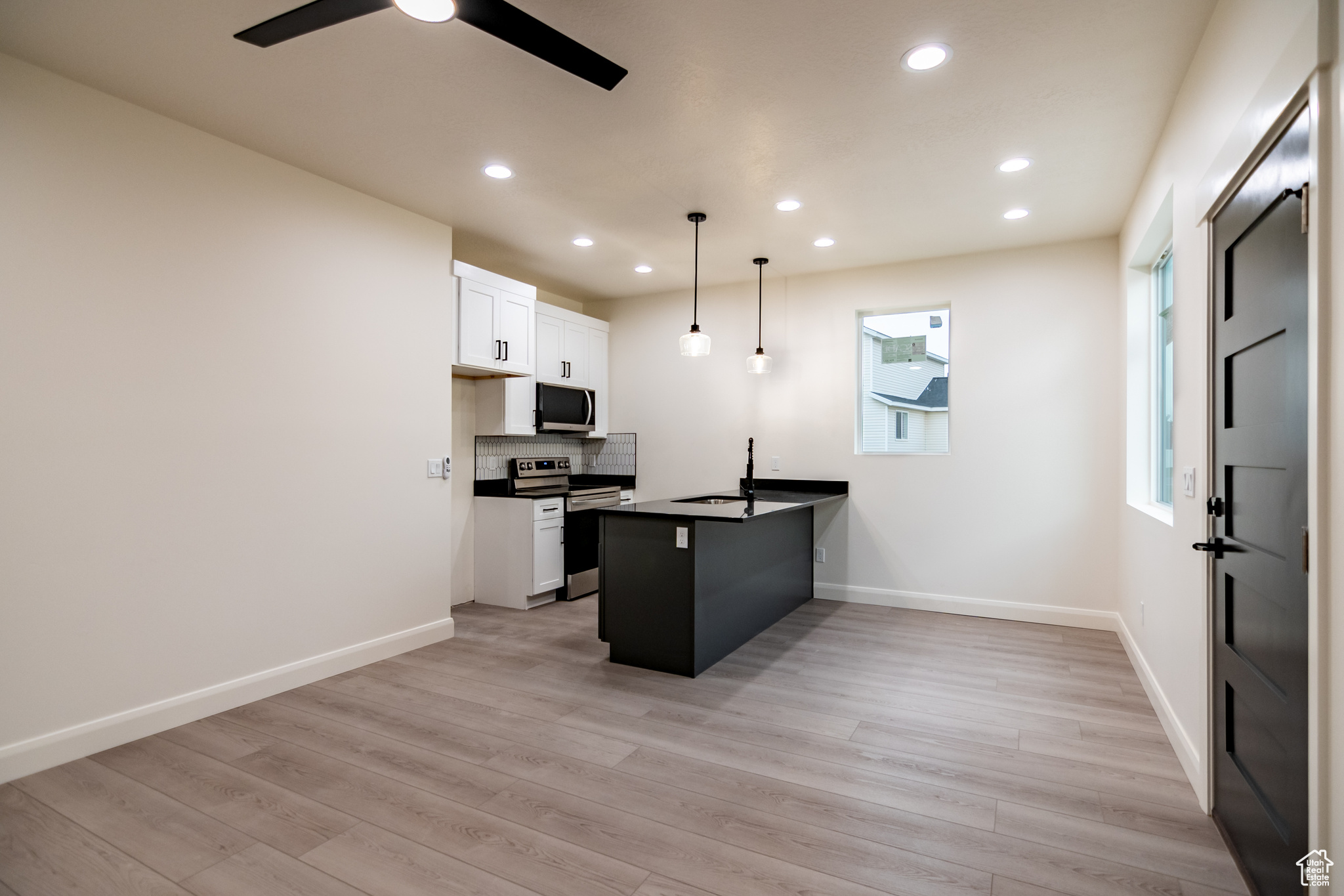 HUNTINGTON FARMS - Residential