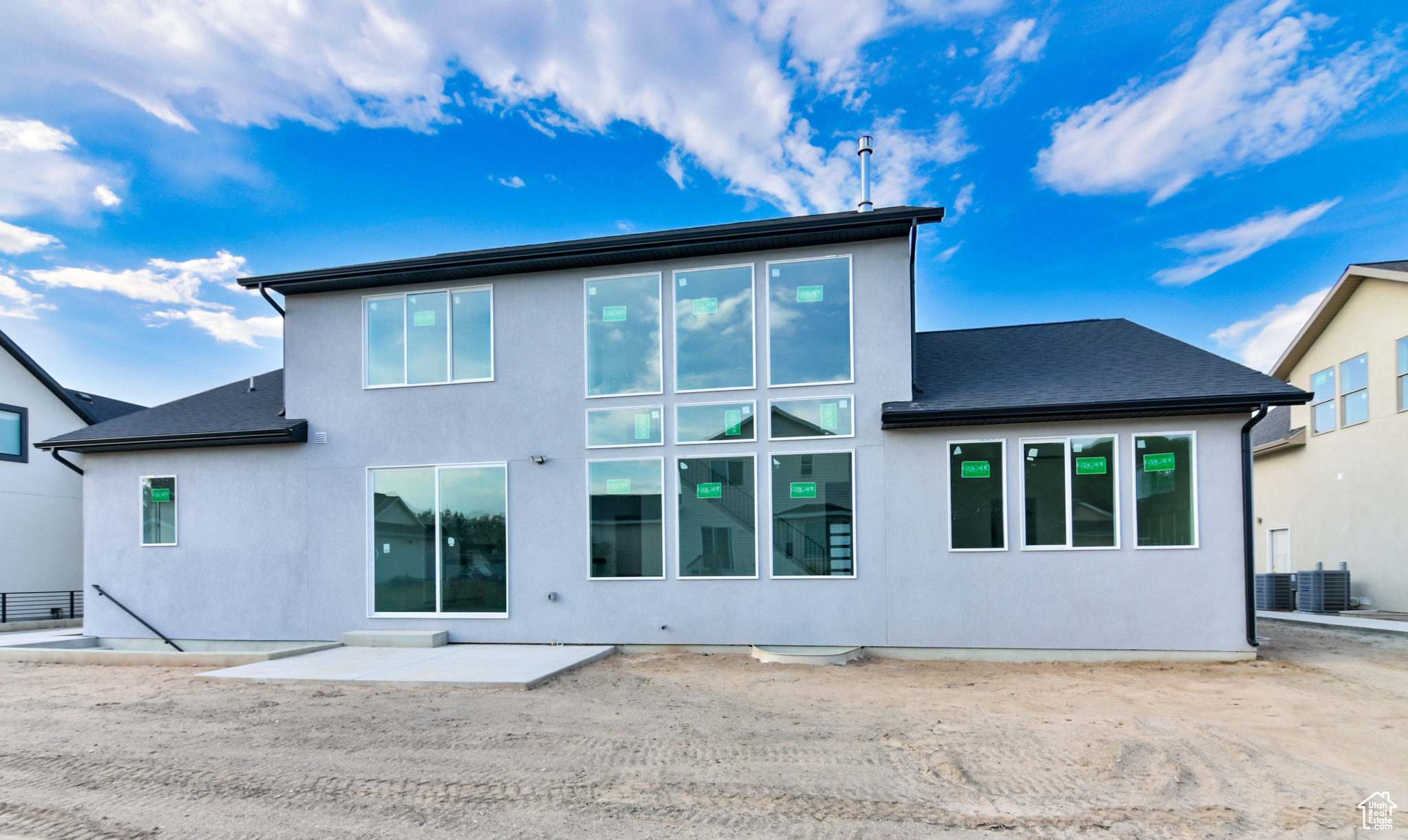 HUNTINGTON FARMS - Residential