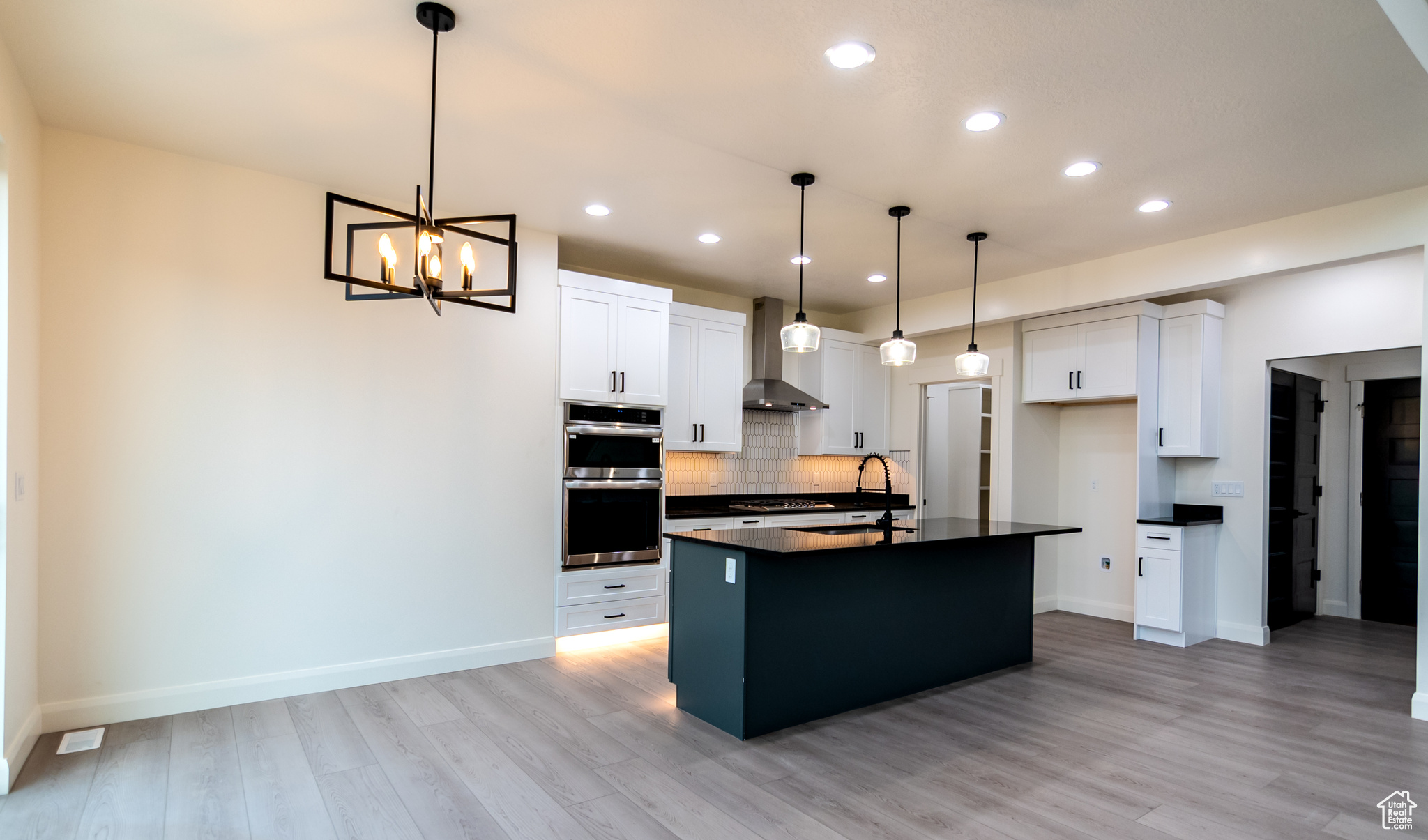 HUNTINGTON FARMS - Residential