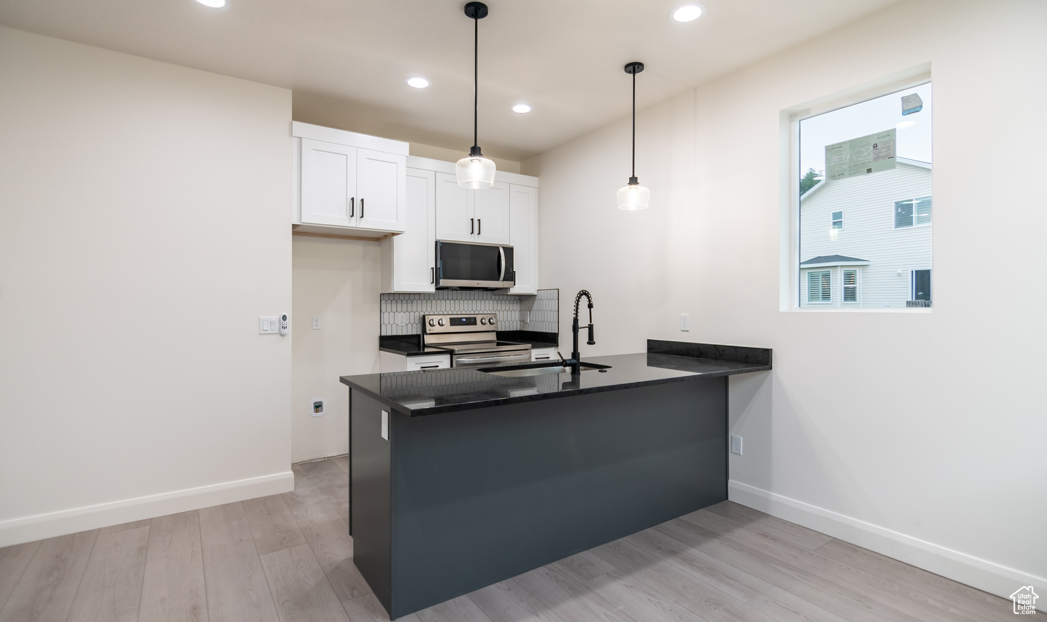 HUNTINGTON FARMS - Residential